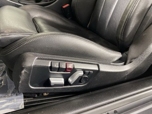 Used 2018 BMW 430i Convertible image 18