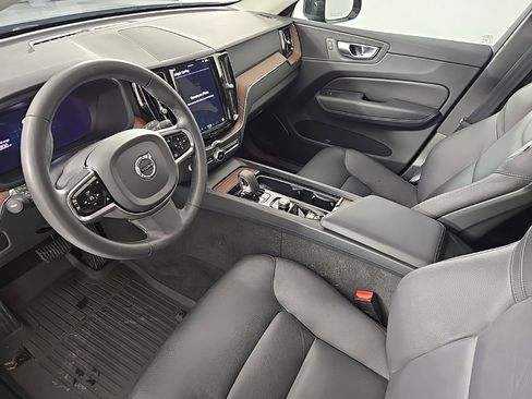 Used 2024 Volvo XC60 B5 Plus w/ Climate Package image 12
