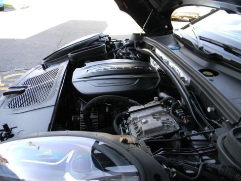 Used 2021 Porsche Macan image 25