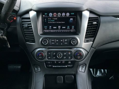 Used 2017 Chevrolet Tahoe LT image 11