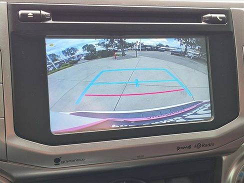 Used 2018 Toyota 4Runner SR5 AWD/4WD image 13