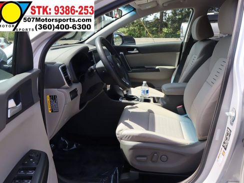 Used 2019 Kia Sportage LX w/ LX Popular Package AWD/4WD image 13