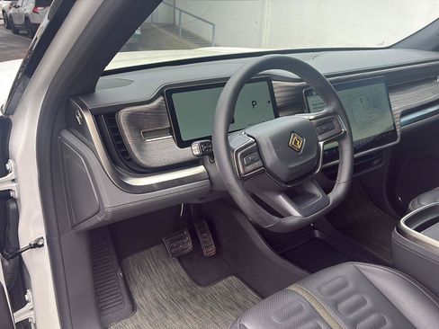 Used 2026 Rivian R1S Adventure AWD/4WD image 13