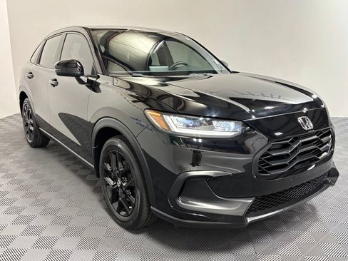 Certified 2024 Honda HR-V Sport image 3