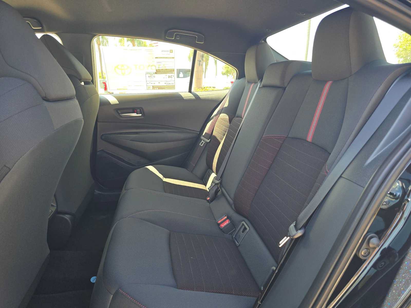 Used 2026 Toyota Corolla SE w/ Carpet Mat Package (TMS) FWD image 16