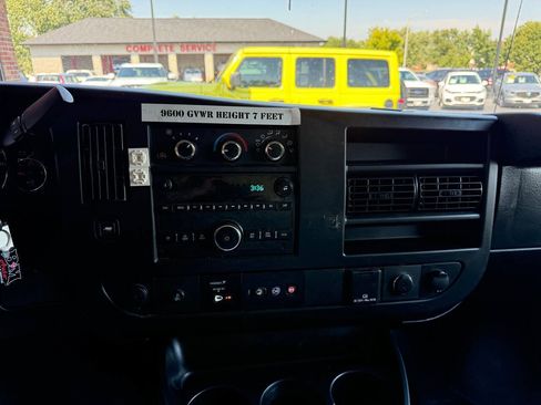 Used 2020 GMC Savana 3500 w/ Driver Convenience Package RWD image 14