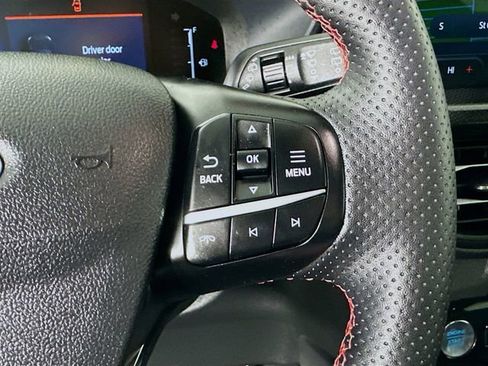 Used 2023 Ford Escape ST-Line w/ Tech Pack #1 image 11