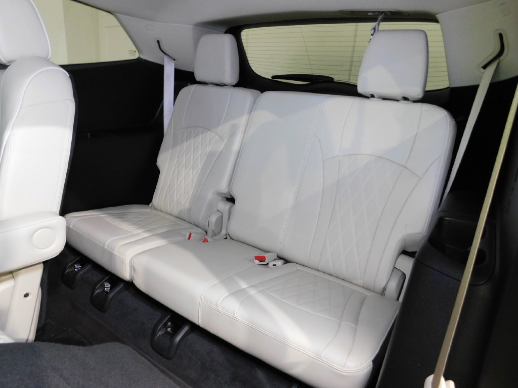 Used 2024 Buick Enclave Avenir AWD/4WD image 61