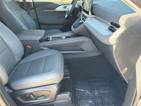 New 2026 Ford Explorer Active w/ Active Comfort Package image 11