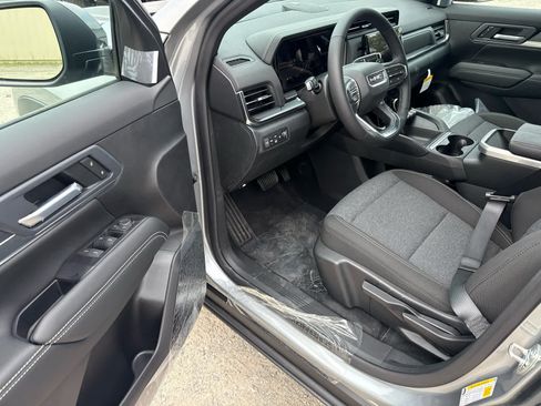 New 2027 GMC Terrain Elevation w/ LPO, Floor Liner Package AWD/4WD image 13