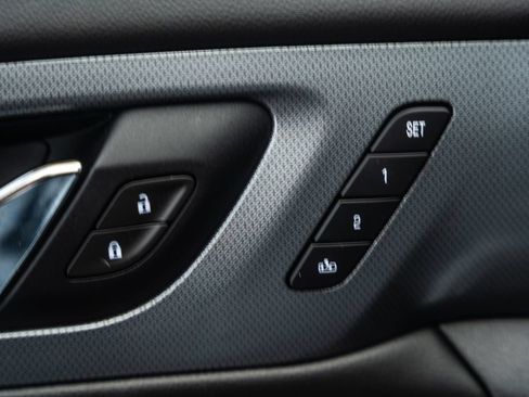 Used 2021 Chevrolet Traverse Premier w/ LPO, 'HIT The Road' Package AWD/4WD image 46