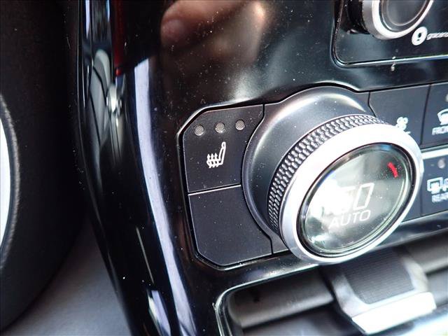 Used 2020 Toyota Highlander XLE AWD/4WD image 24