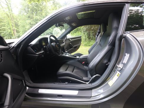 Used 2021 Porsche 911 GT3 RS image 79