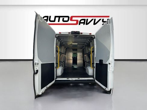 Used 2024 RAM ProMaster 2500 w/ Convenience Group FWD image 21