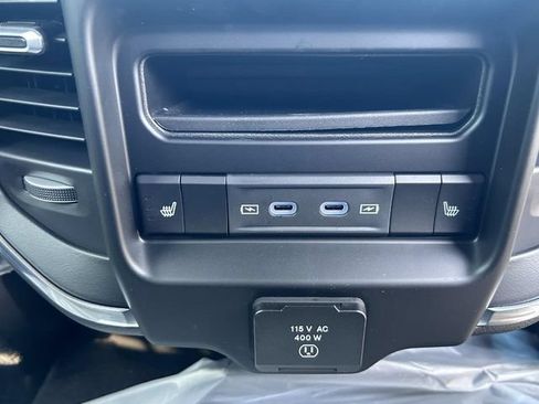 New 2027 RAM 2500 Laramie AWD/4WD image 16