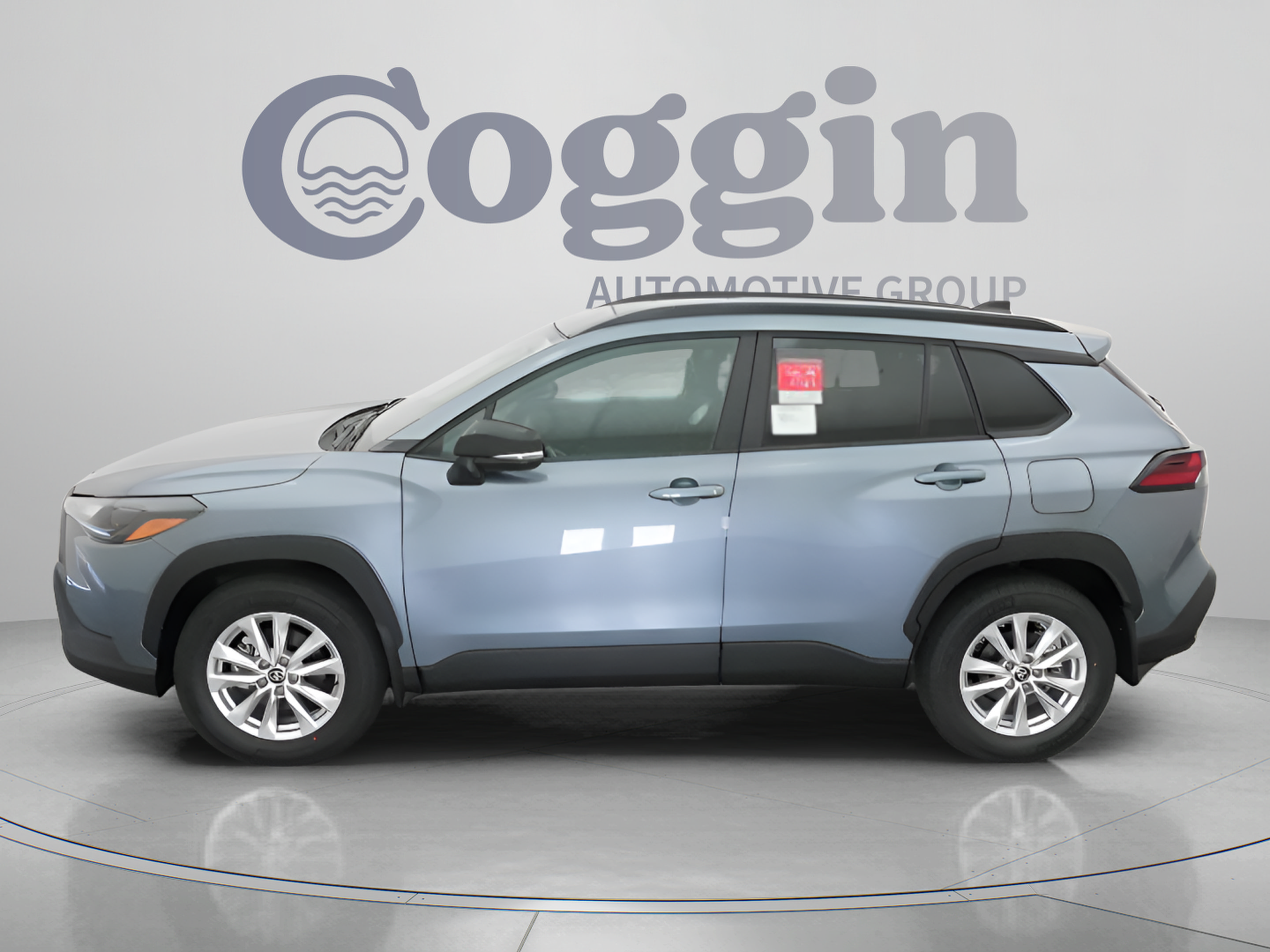 New 2026 Toyota Corolla Cross LE w/ Moonroof Package FWD image 6