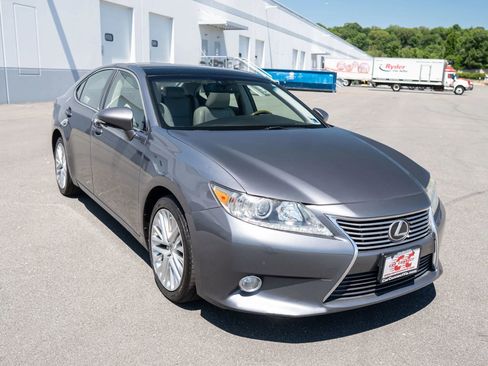 Used 2013 Lexus ES 350 FWD image 7