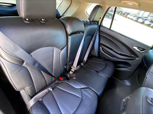 Used 2018 Buick Envision Essence image 17