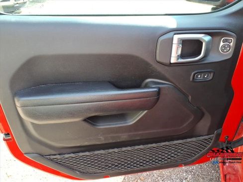 Used 2023 Jeep Wrangler Sport S image 21