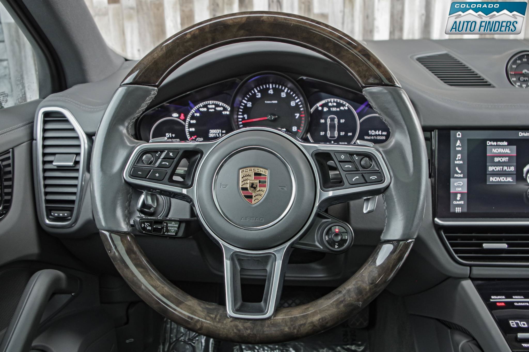 Used 2020 Porsche Cayenne AWD/4WD image 14