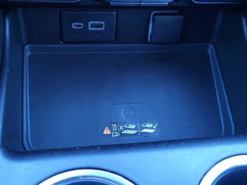 Used 2023 GMC Yukon AT4 image 35