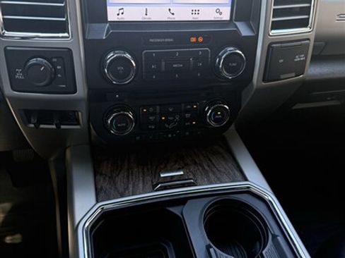 Used 2017 Ford F250 Lariat w/ Chrome Package image 16