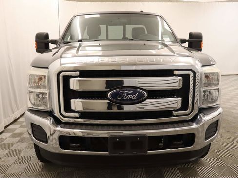 Used 2015 Ford F250 XLT w/ XLT Interior Package image 4