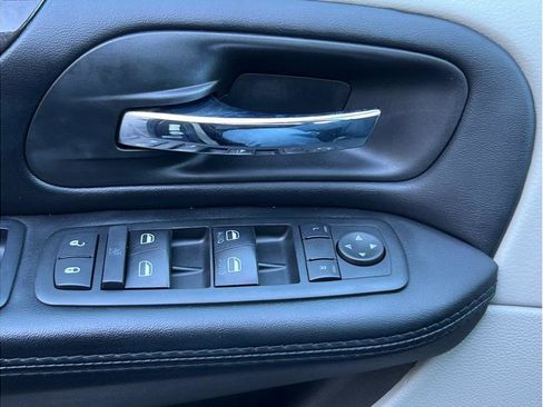 Used 2017 Dodge Grand Caravan SE w/ Power Window Group image 20