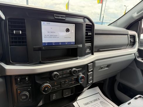 Used 2025 Ford F350 XLT AWD/4WD image 11