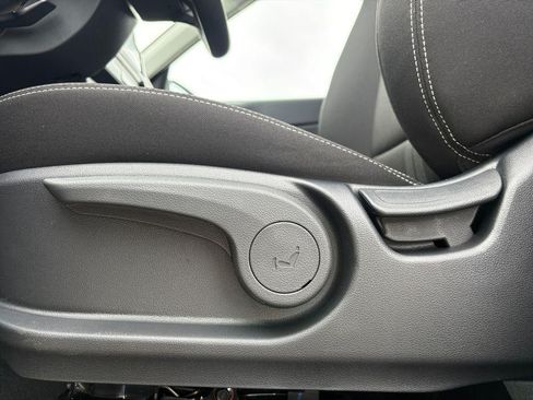 New 2026 Hyundai Venue SEL FWD image 45