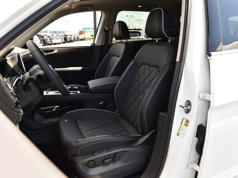 New 2026 Volkswagen Atlas SEL Premium R-Line AWD/4WD image 19