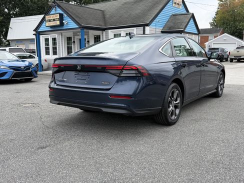 Used 2023 Honda Accord EX image 6