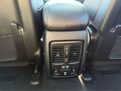 Used 2022 Dodge Durango GT AWD/4WD image 28