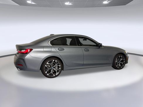 Used 2026 BMW 330i xDrive Sedan w/ Premium Package AWD/4WD image 7