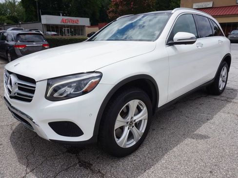 Used 2018 Mercedes-Benz GLC 300 image 3