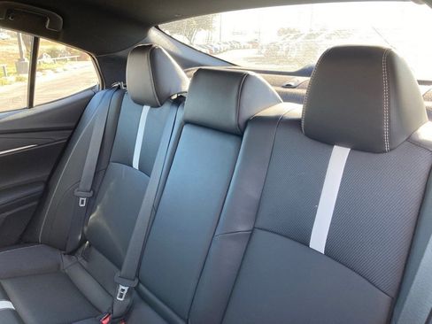 Certified 2025 Toyota Camry SE image 10