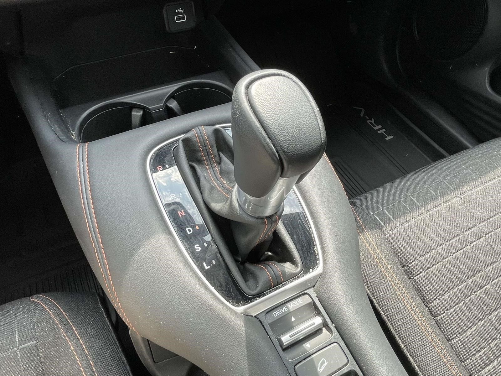 Used 2024 Honda HR-V Sport image 32