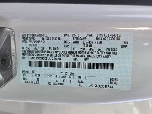 Used 2016 Lincoln MKC Reserve w/ Lincoln MKC Climate Package FWD image 33