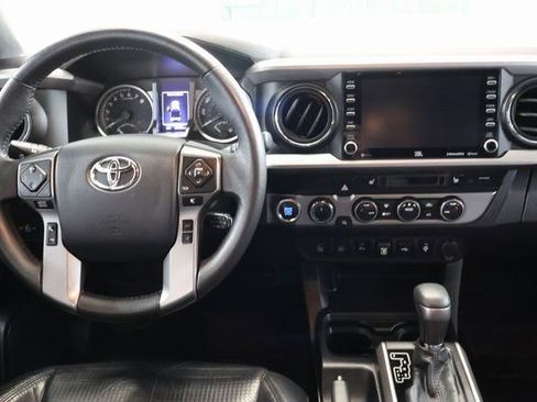 Certified 2020 Toyota Tacoma Limited image 15