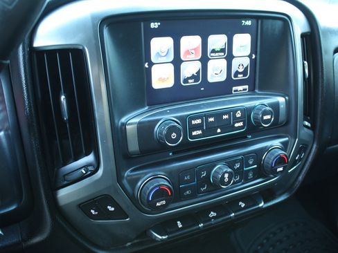 Used 2019 Chevrolet Silverado 1500 LT w/ All Star Edition image 28