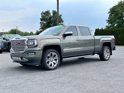 Certified 2018 GMC Sierra 1500 Denali w/ Denali Ultimate Package AWD/4WD image 2