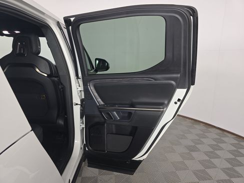 Used 2024 Rivian R1T Adventure Dual AWD/4WD image 19