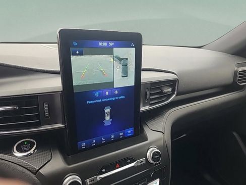Used 2020 Ford Explorer ST w/ Premium Technology Package image 25