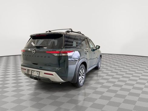 Used 2022 Nissan Pathfinder SL w/ SL Black Package image 11