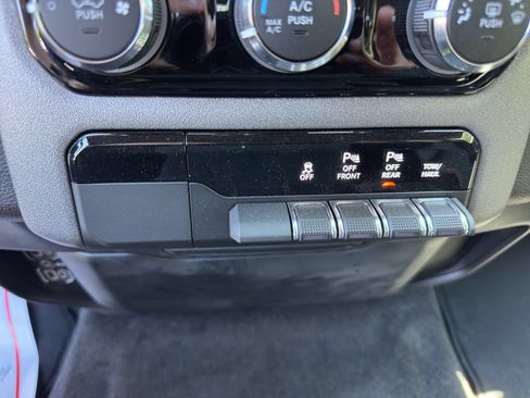 Used 2025 RAM 1500 Tradesman AWD/4WD image 33