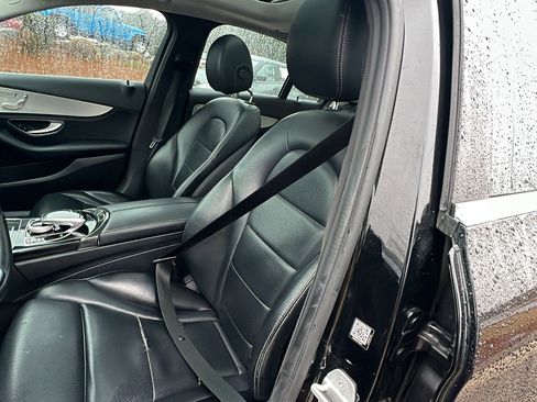 Used 2016 Mercedes-Benz C 300 4MATIC Sedan image 17