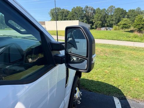 Used 2022 Ford F350 XL w/ Power Equipment Group AWD/4WD image 10