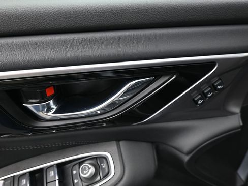 Used 2025 Subaru Outback Touring XT image 20