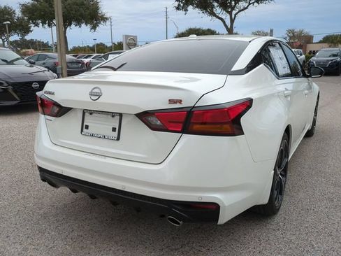 New 2025 Nissan Altima 2.5 SR w/ SR Premium Package FWD image 6