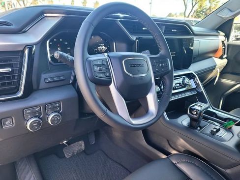 New 2026 GMC Sierra 1500 Denali w/ Denali Reserve Package AWD/4WD image 9